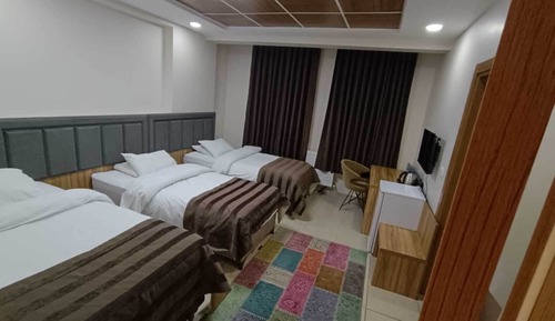 Habitación cuádruple familiar, vistas al jardín