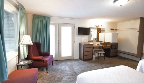 Suite estudio, 2 camas dobles, balcón, vistas a la montaña