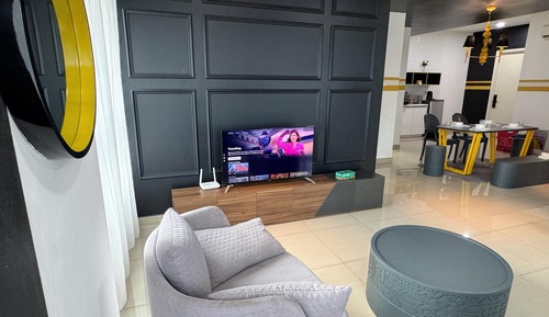 Apartamento familiar, vistas a la ciudad