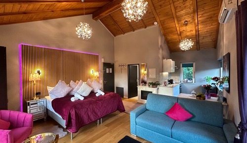 Apartamento superior, vistas a la ciudad (Flamingo)