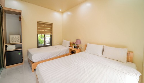 Habitación triple estándar, no fumadores, vistas a la piscina