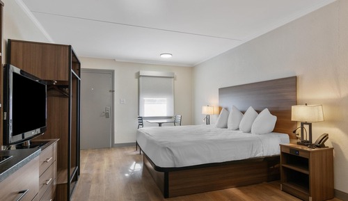 Habitación estándar, 1 cama de matrimonio grande, no fumadores, cocina básica (2nd Floor)