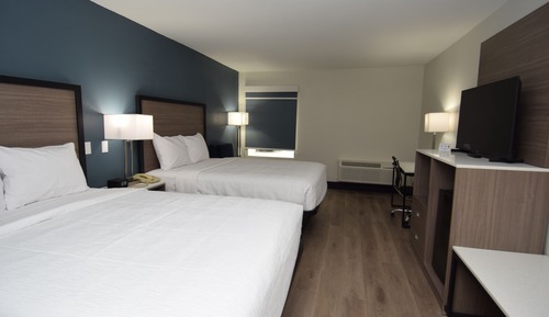 Habitación, 2 camas de matrimonio, accesible en silla de ruedas, no fumadores (Bathtub w/ Grab Bars)