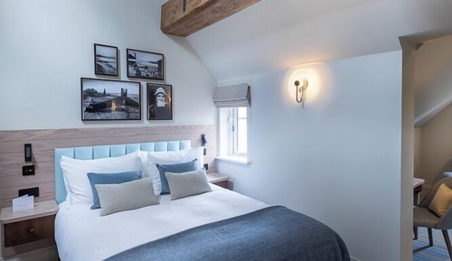Suite familiar, 1 cama de matrimonio grande con sofá cama