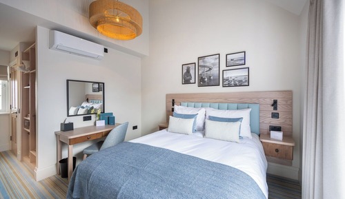 Habitación clásica doble, 1 cama de matrimonio grande, balcón, vistas al mar