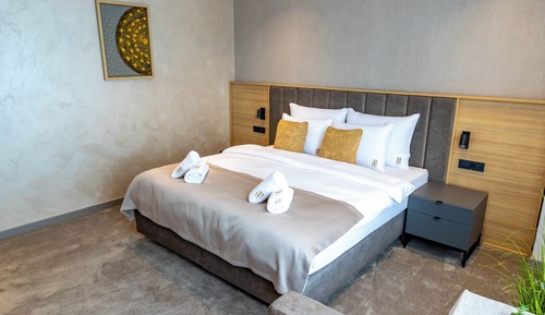 Habitación Deluxe con 1 cama doble o 2 individuales, vistas a la ciudad