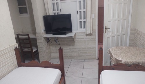 Habitación básica con 2 camas individuales, 2 camas individuales, no fumadores, Servicio de limpieza