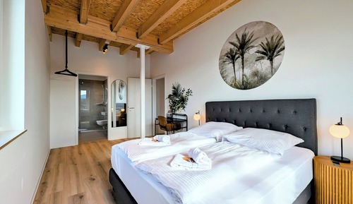 Ático de lujo, 3 habitaciones, 2 baños, vistas a la ciudad