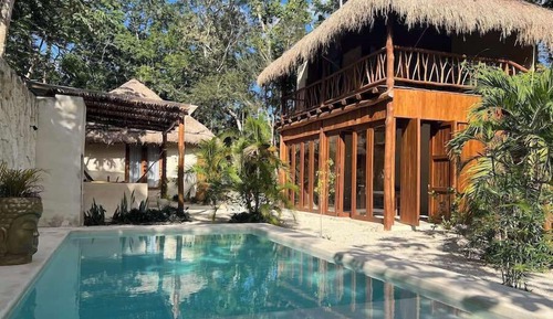 Cabaña de luna de miel, vistas a la piscina