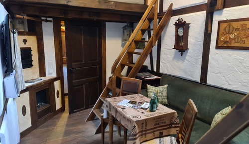 Apartamento clásico, balcón