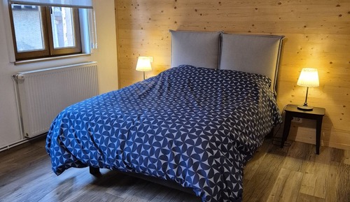 Habitación triple, baño privado