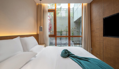 Habitación Confort doble, patio, vistas al patio