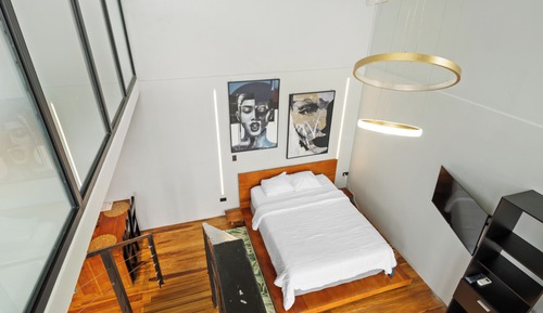 Bungalow superior, piscina privada, vistas a la colina