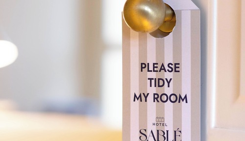 Habitación Confort con 1 cama doble o 2 individuales, balcón