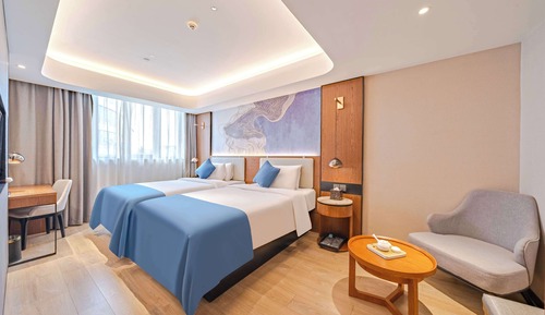 Habitación familiar con 2 camas individuales