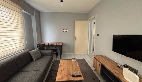 Apartamento familiar, balcón, vistas a la ciudad