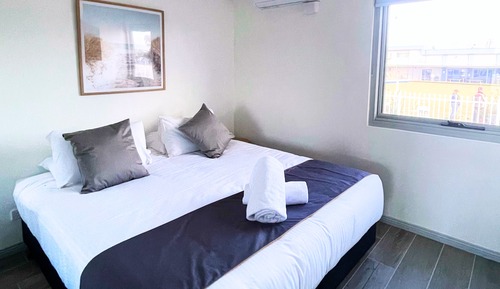 Cabaña, vistas a la piscina