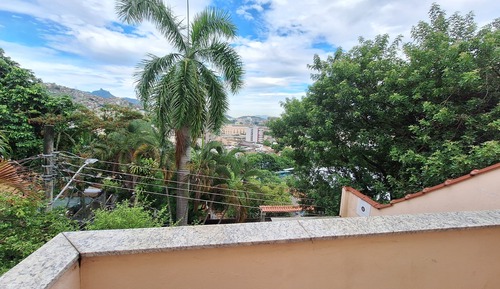 Casa, vistas a la ciudad