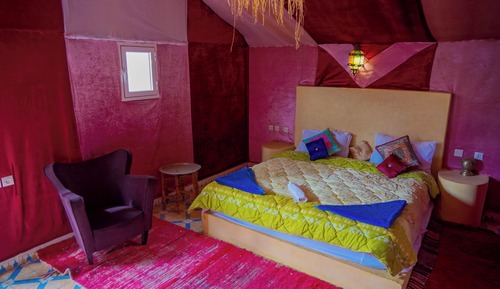 Habitación de lujo con 1 cama doble o 2 individuales, patio, vistas al desierto