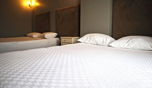 Habitación familiar, vistas a la ciudad