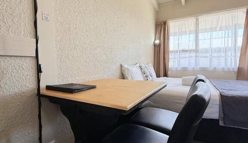 Habitación con 1 cama doble o 2 individuales