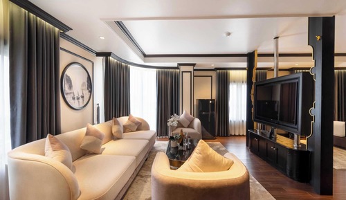 Suite, vistas parciales al mar