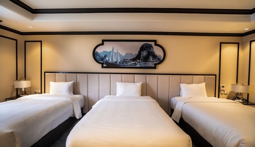 Habitación triple Deluxe, vistas a la ciudad