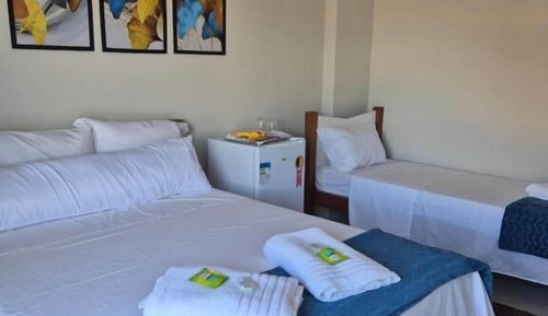 Habitación triple Confort, vistas a la ciudad