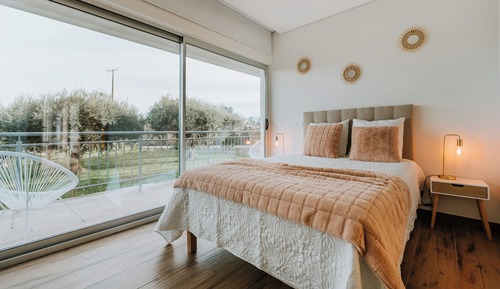 Casa Confort, vistas al jardín