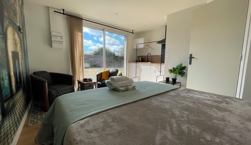 Apartamento Business, 1 cama de matrimonio, cocina básica, planta baja