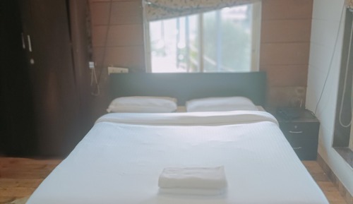 Villa, vistas a la colina