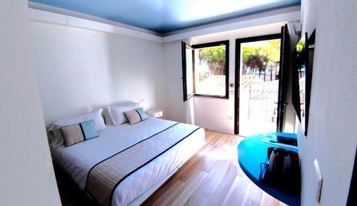 Deluxe Room First Floor