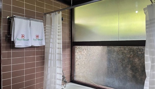 Villa familiar, vistas al jardín