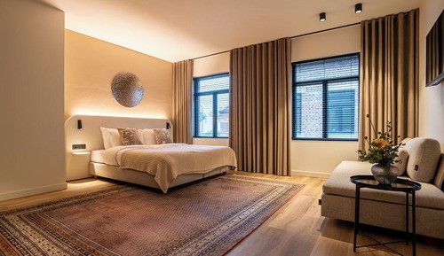 Habitación junior doble, 1 cama de matrimonio grande con sofá cama