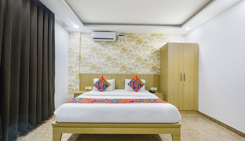 Habitación estándar doble, balcón, vistas a la ciudad