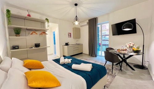 Suite monolocale Design con balcone