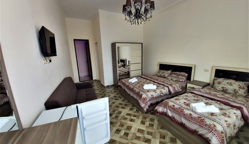 Habitación cuádruple, balcón