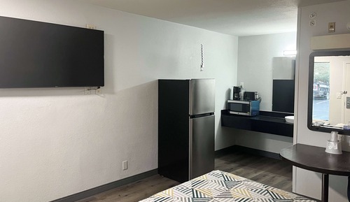 Habitación estándar, 1 cama de matrimonio grande, no fumadores, frigorífico y microondas