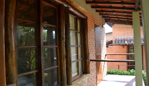 Suite básica, vistas al jardín