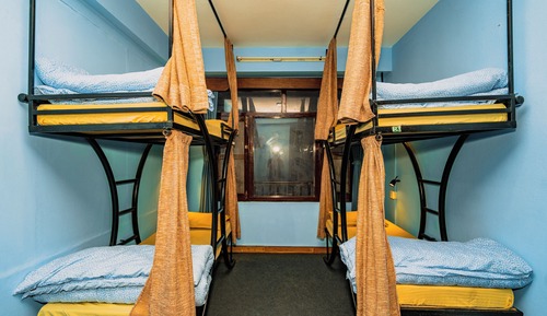 Dormitorio compartido estándar