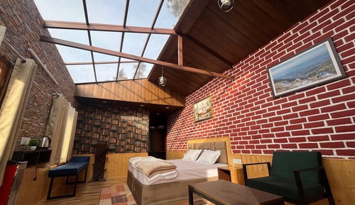 Villa familiar, vistas a la colina