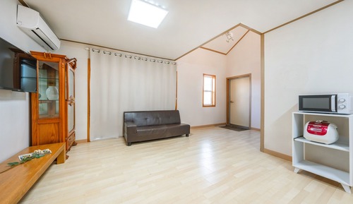 Habitación básica, 1 habitación (A 301(Private room/private BBQ/Pet))