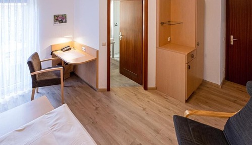 Business Single Room