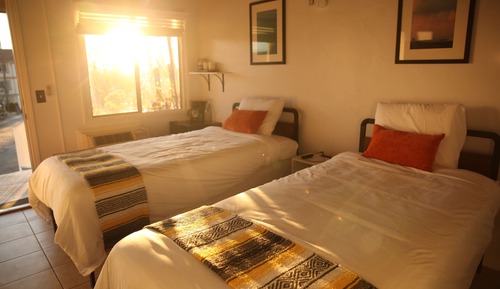 Habitación con 2 camas individuales