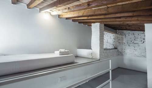 Habitación familiar, vistas al patio