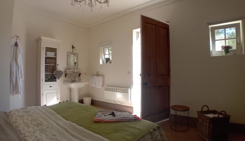 Habitación triple superior, vistas al jardín