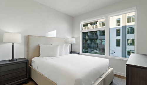 Apartamento de lujo, 2 habitaciones, balcón