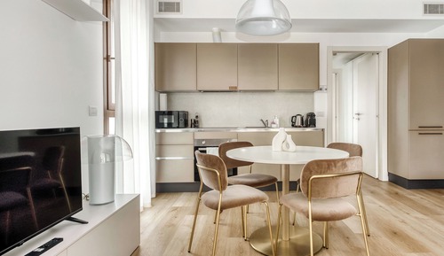 One-Bedroom Apartment with Terrace