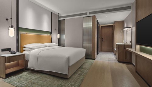 Habitación, 1 cama de matrimonio grande (Guest Room High Floor)