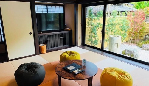 Habitación básica, vistas al jardín